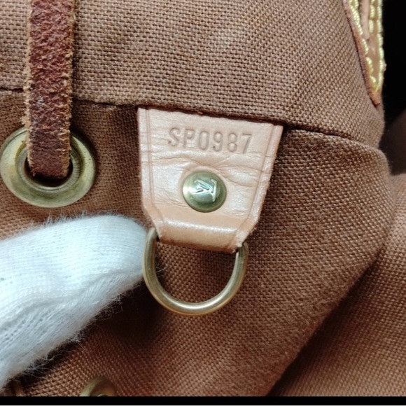 Louis Vuitton Monogram Montsouris MM Backpack Vintage main image 8